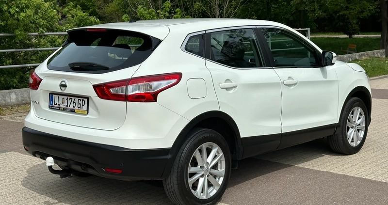 Nissan Qashqai cena 57900 przebieg: 120000, rok produkcji 2017 z Wrocław małe 562